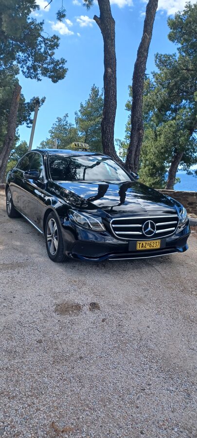 Taxi Marmaras - Our Vehicle